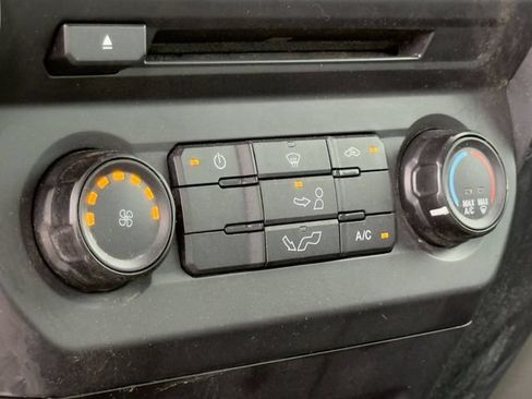 Used 2017 Ford F150 XL w/ Equipment Group 101A Mid AWD/4WD image 18