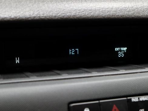 Used 2009 Ford F150 XLT image 2