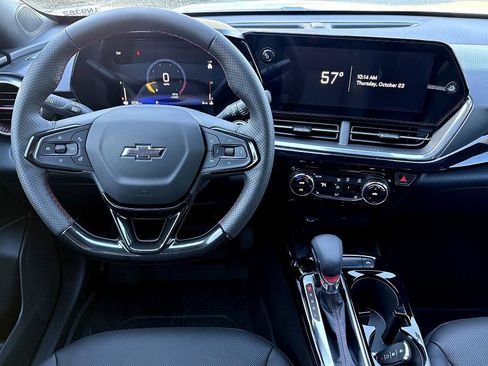 New 2026 Chevrolet Trax RS w/ Sunroof Package image 14