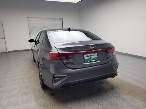 Used 2019 Kia Forte LXS FWD image 6