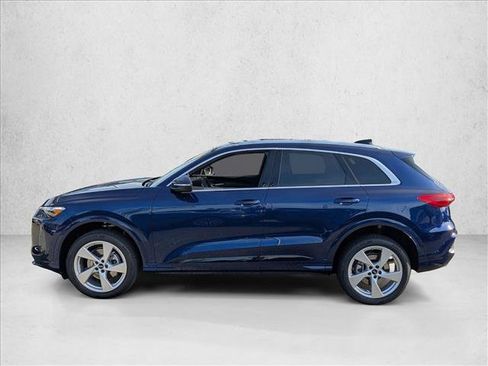 Used 2025 Audi Q5 Premium w/ Premium Plus AWD/4WD image 8