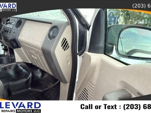 Used 2009 Ford F250 XL AWD/4WD image 33