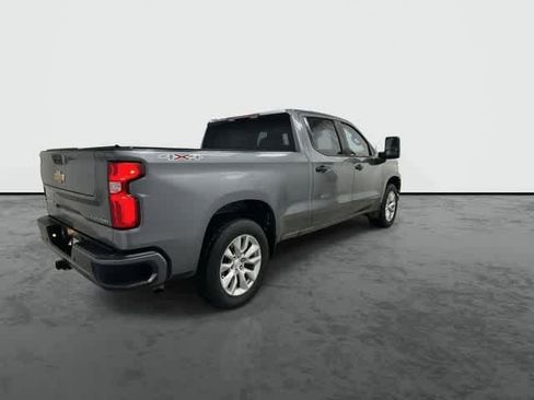 Used 2021 Chevrolet Silverado 1500 Custom w/ Safety Confidence Package image 4