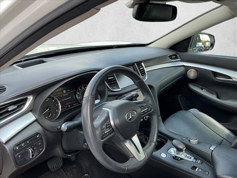 Used 2020 INFINITI QX50 Sensory w/ Proactive Package AWD/4WD image 9