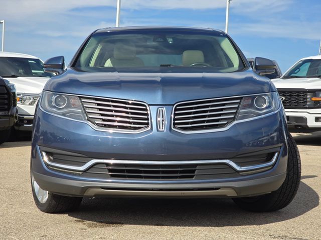 Used 2018 Lincoln MKX Reserve w/ Driver Assistance Package AWD/4WD image 3