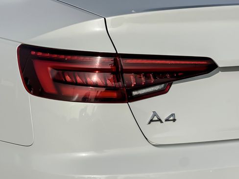 Used 2019 Audi A4 2.0T Premium image 25