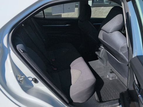 Used 2021 Toyota Camry LE AWD/4WD image 13