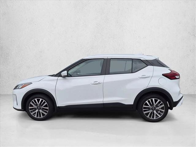 Used 2023 Nissan Kicks SV FWD image 7