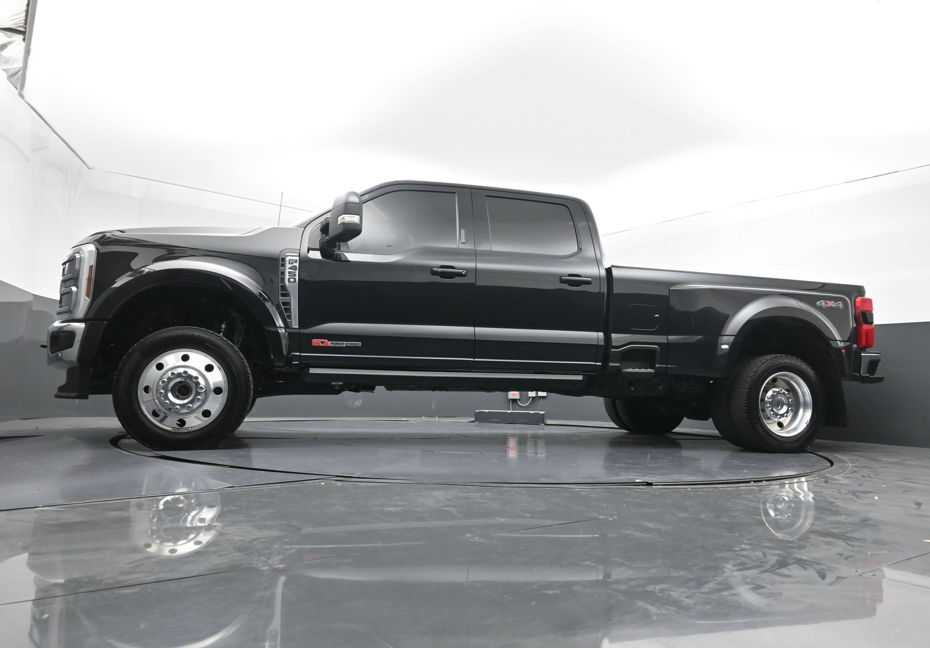 Used 2024 Ford F450 Lariat w/ Lariat Ultimate Package AWD/4WD image 27