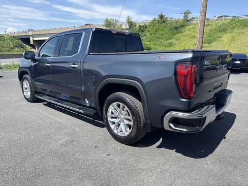 Used 2021 GMC Sierra 1500 SLT w/ SLT Premium Package AWD/4WD image 7