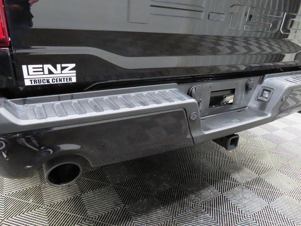 Used 2025 Ford F150 Lariat AWD/4WD image 44