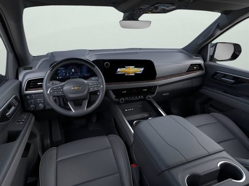 New 2026 Chevrolet Suburban Premier AWD/4WD image 9