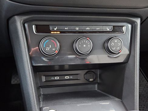 Certified 2024 Volkswagen Tiguan S image 14