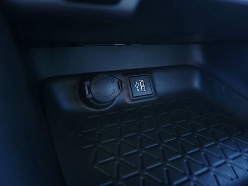 Used 2023 Toyota RAV4 XLE image 22