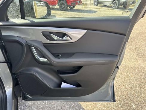 New 2026 Chevrolet Blazer LT w/ Convenience Package FWD image 33