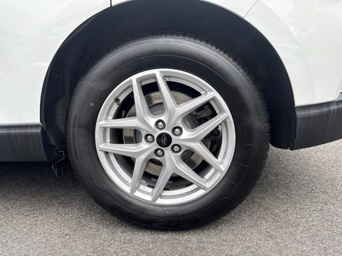 Certified 2024 Ford Edge SEL AWD/4WD image 8