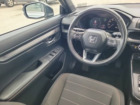 Used 2024 Honda CR-V Sport image 17