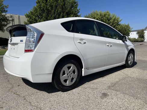 Used 2010 Toyota Prius One FWD image 7