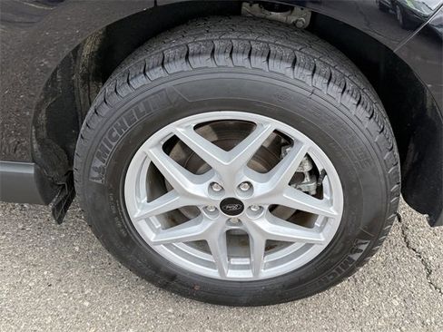 Certified 2024 Ford Edge SEL w/ Convenience Package image 5