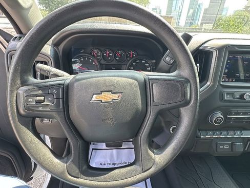 Used 2024 Chevrolet Silverado 1500 Custom image 8