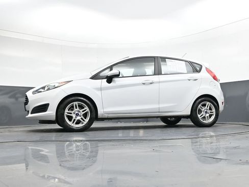 Used 2018 Ford Fiesta SE image 38