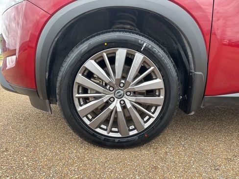 Used 2023 Nissan Pathfinder SL w/ SL Premium Package image 8