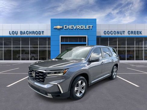 Used 2025 Honda Pilot EX-L image 4