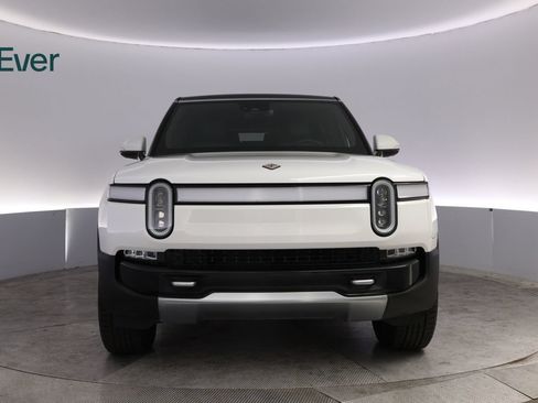Used 2023 Rivian R1S Adventure AWD/4WD image 12