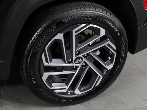 Certified 2025 Hyundai Tucson Limited image 12