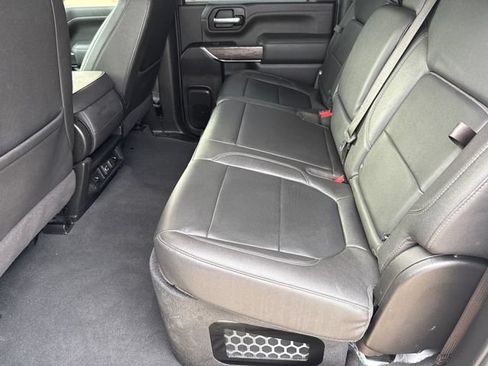 Used 2023 Chevrolet Silverado 2500 LTZ AWD/4WD image 17