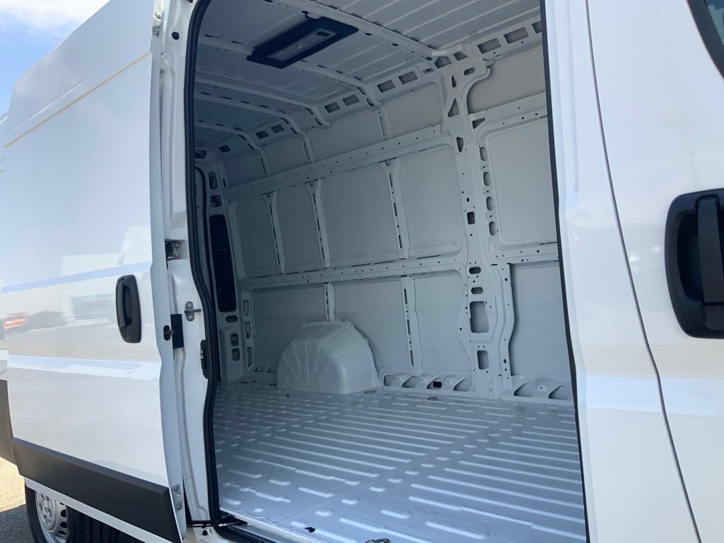 New 2026 RAM ProMaster 3500 w/ Convenience Group FWD image 6