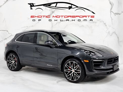 Used 2023 Porsche Macan S AWD/4WD image 1