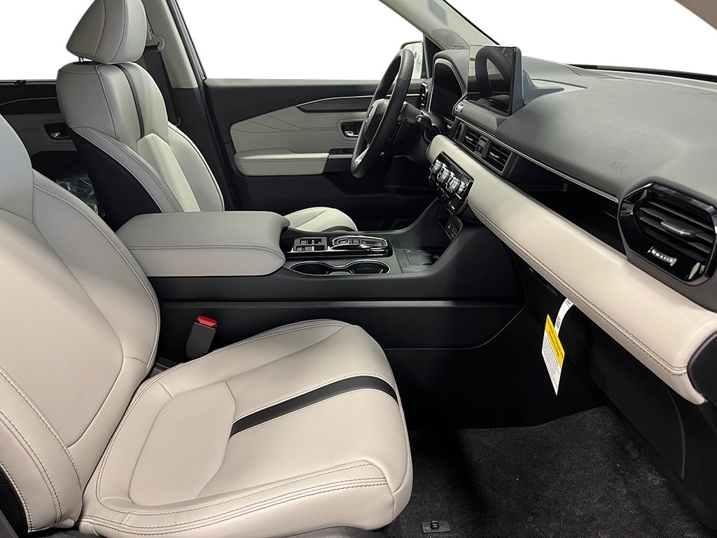 New 2026 Honda Pilot Touring image 30