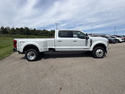 New 2026 Ford F450 Lariat w/ Lariat Ultimate Package AWD/4WD image 5
