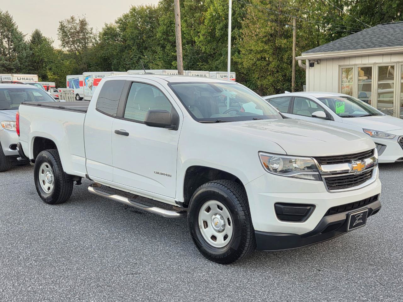 Used 2017 Chevrolet Colorado W/T w/ WT Convenience Package RWD image 3