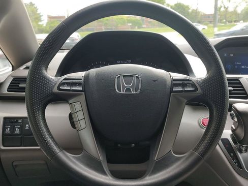 Used 2015 Honda Odyssey EX image 16