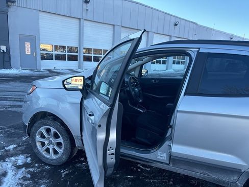 Used 2020 Ford EcoSport SE image 24