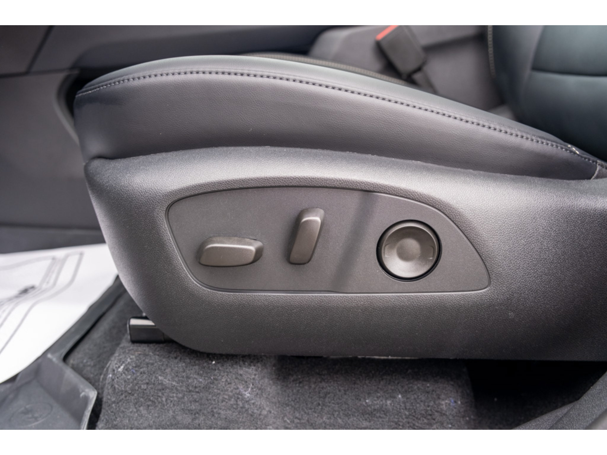 New 2027 GMC Acadia Elevation w/ Elevation Premium Package FWD image 15