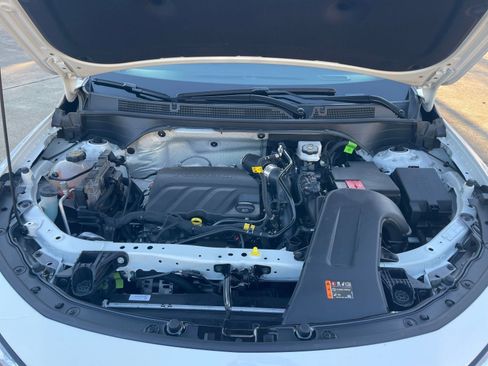 Used 2025 Buick Envista Sport Touring image 33