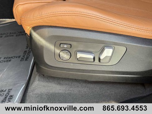 Used 2022 BMW X5 xDrive40i w/ Premium Package image 11