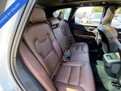 Used 2023 Volvo XC60 B5 Plus w/ Climate Package AWD/4WD image 35