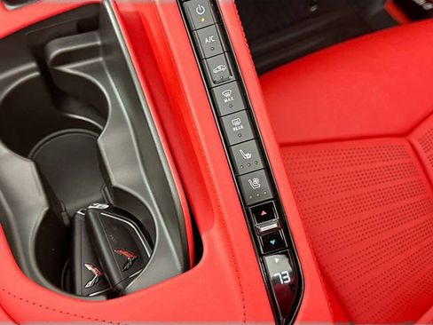 Used 2025 Chevrolet Corvette Stingray Premium Cpe w/ Z51 Performance Package RWD image 25