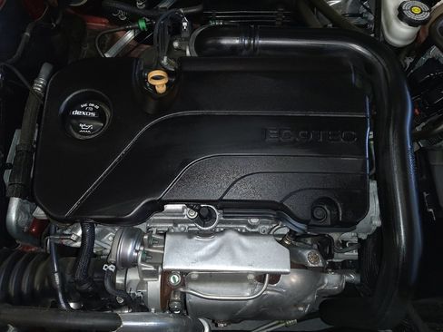 Used 2018 Chevrolet Malibu LT w/ Driver Confidence Package image 30