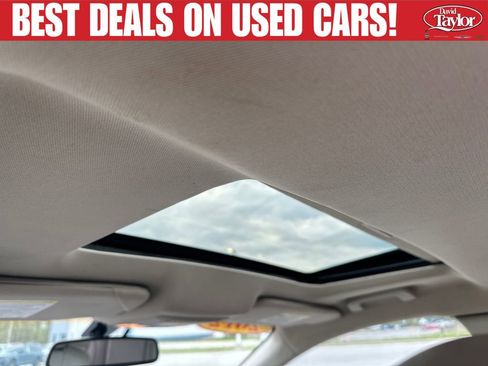 Used 2012 Ford Taurus SEL FWD image 23