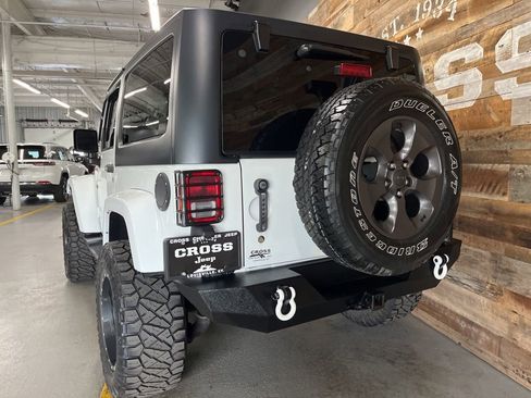 Used 2017 Jeep Wrangler Sport AWD/4WD image 21