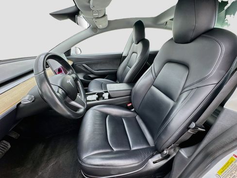 Used 2018 Tesla Model 3 RWD image 13