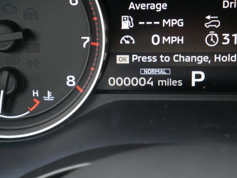 New 2026 Mitsubishi Outlander SE AWD/4WD image 30