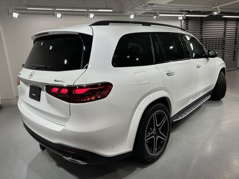 New 2026 Mercedes-Benz GLS 450 4MATIC image 11