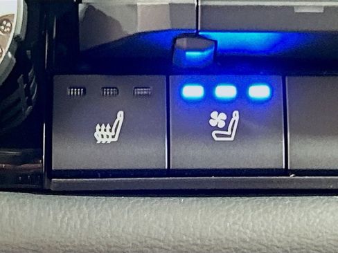 New 2026 Toyota Tundra Platinum image 20