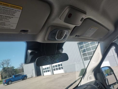 Used 2025 RAM ProMaster 2500 w/ U-Haul Equipment Group FWD image 16
